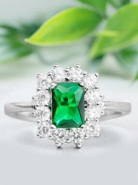 Charmed Aroma Emerald Ring, size 8, 925 Sterling Silver